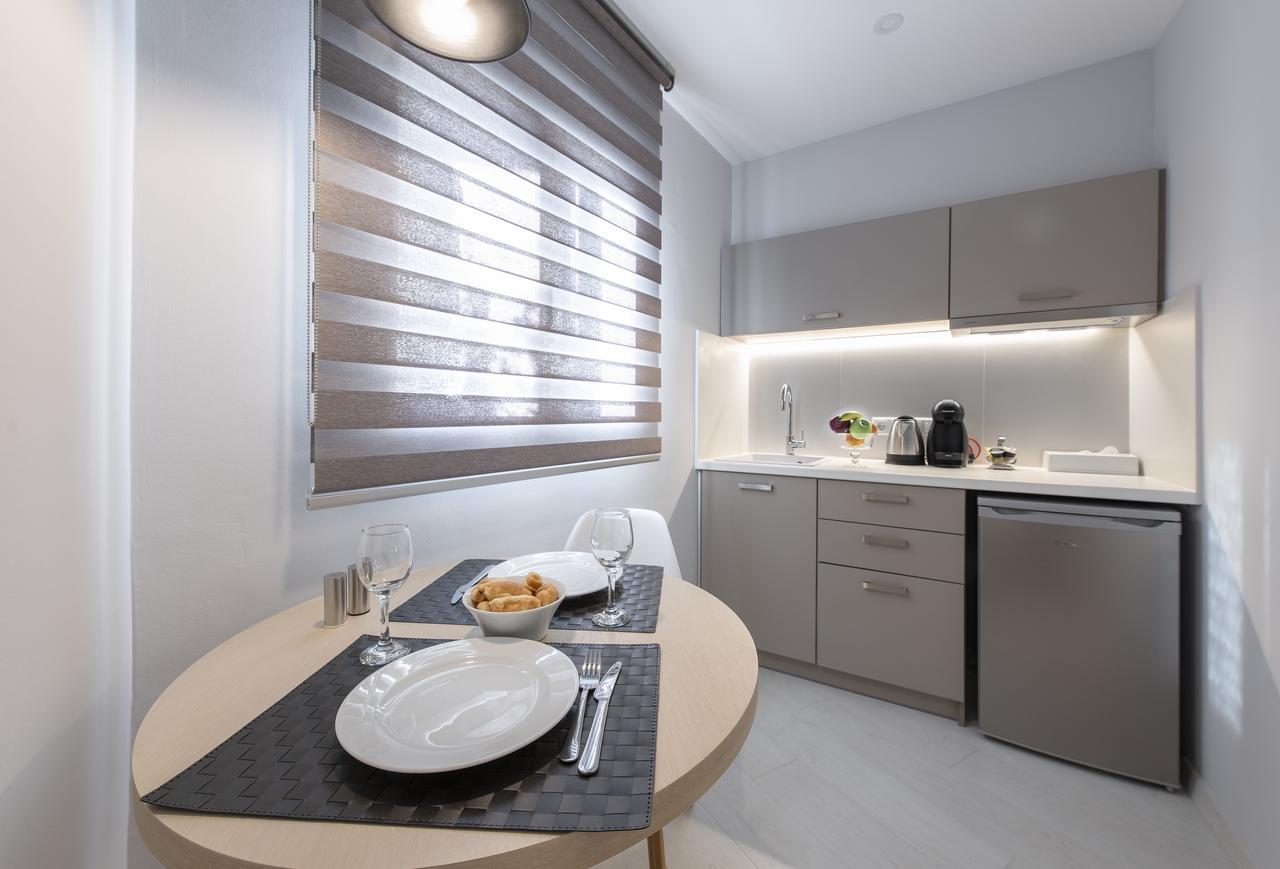 Acropolis Stay Атина Екстериор снимка